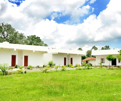 The Sun Resort Bandhavgarh By Royal Collection Hotels